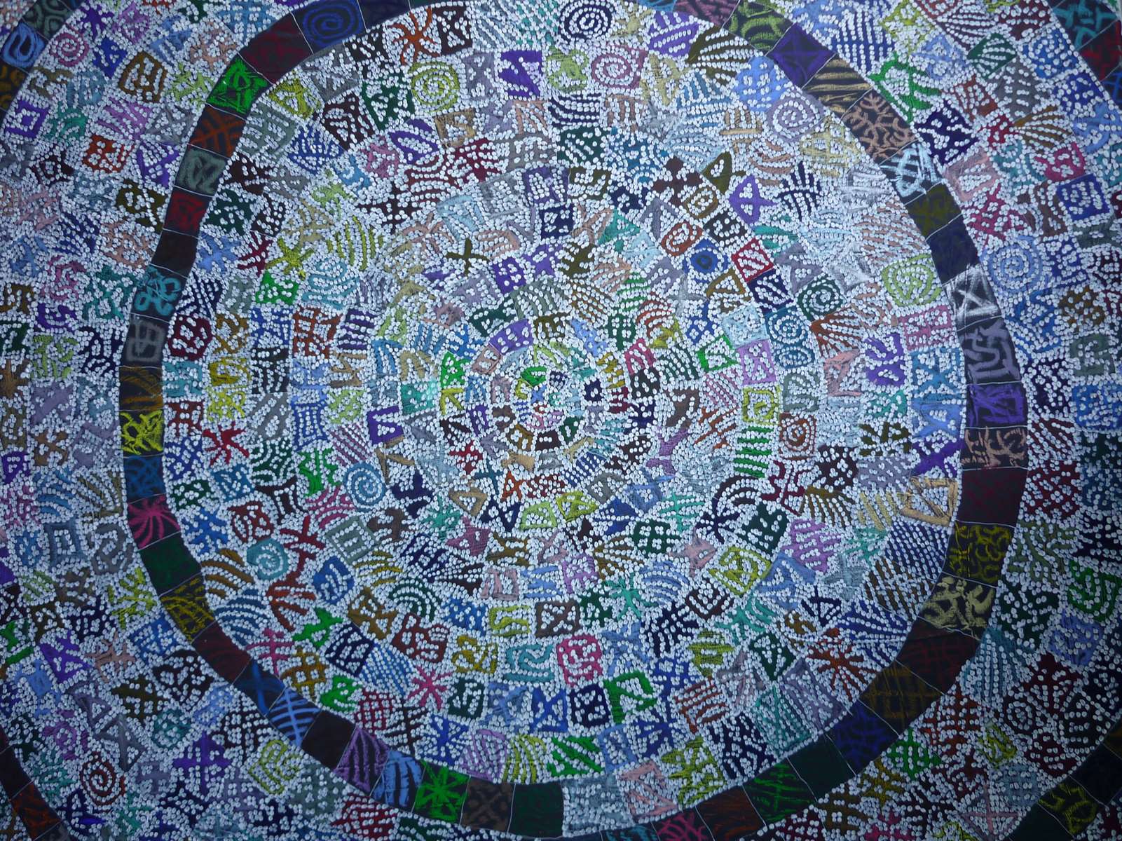 Le mur des illuminations en spirale